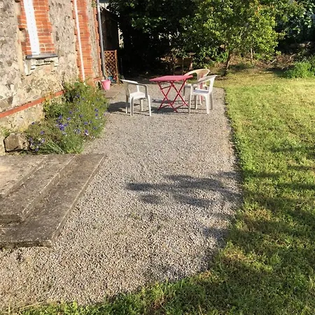 -belle Maison Dans Ancienne Ecole-tarif Reduit Hors We ! Holiday home