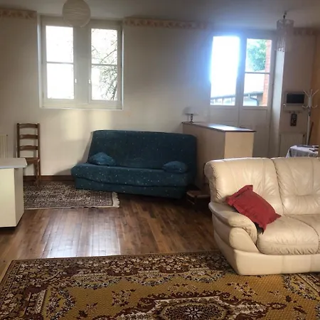 Prázdninový dům -belle Maison Dans Ancienne Ecole-tarif Reduit Hors We !