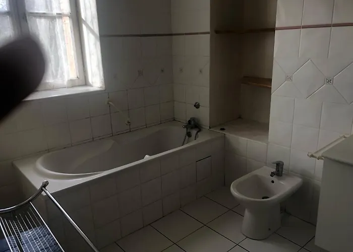 Holiday home -belle Maison Dans Ancienne Ecole-tarif Reduit Hors We ! Chanzeaux