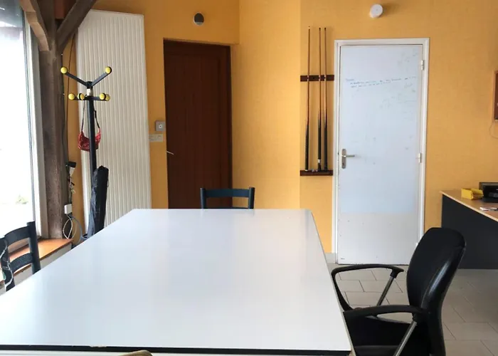 -belle Maison Dans Ancienne Ecole-tarif Reduit Hors We ! Дом отдыха